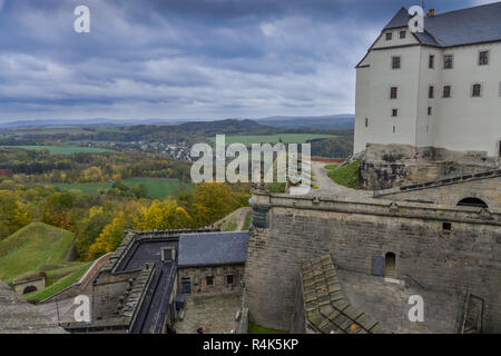 Castello del re di pietra, Svizzera Sassone, Sassone, Germania, Burg Koenigstein, Saechsische Schweiz, Sachsen, Deutschland Foto Stock