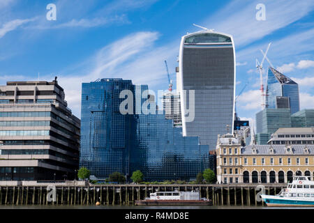 20 Fenchurch Street noto anche come walkie talkie edificio, London, Regno Unito Foto Stock