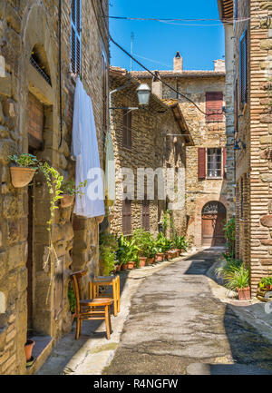 Bettona, pittoresco paesino della provincia di Perugia. Umbria, Italia centrale. Foto Stock