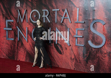 Londra, Regno Unito. 27 Nov, 2018. Hera Hilmar visto che frequentano la Premiere mondiale di 'Mortal motori' presso il Cineworld Leicester Square a Londra. Credito: Gary Mitchell SOPA/images/ZUMA filo/Alamy Live News Foto Stock