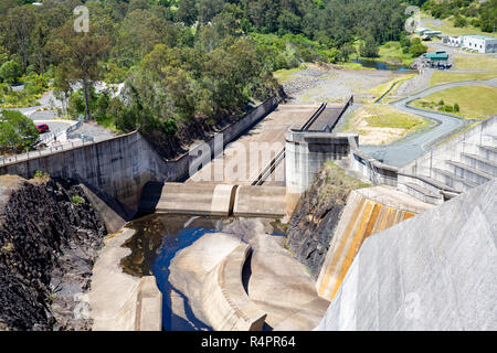 Struttura della Hinze acqua della diga nel Queensland, Australia Foto Stock