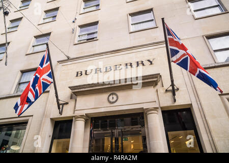 Il Burberry flagship store nel nuovo Bond St, Londra Foto Stock