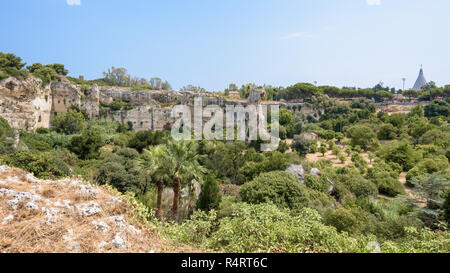 Latomia del Paradiso nel Parco Archeologico della Neapolis a Siracusa, Sicilia, Italia Foto Stock