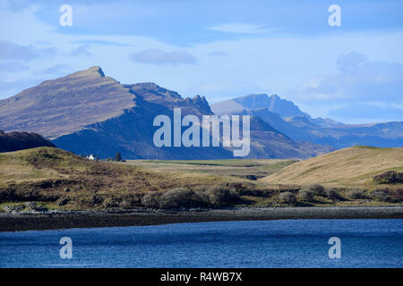 Vista sul Loch Sligachan, Isola di Skye, regione delle Highlands, Scotland, Regno Unito Foto Stock