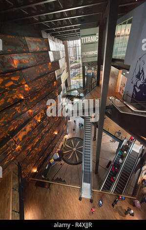 Titanic Belfast interno Foto Stock