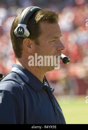 San Francisco, California, Stati Uniti d'America. Xx Settembre, 2009. Seattle Seahawks head coach Jim Mora Domenica, Settembre 20, 2009 a Candlestick Park di San Francisco, California. Il 49ers sconfitto il Seahawks 23-10. Credito: Al di Golub/ZUMA filo/Alamy Live News Foto Stock