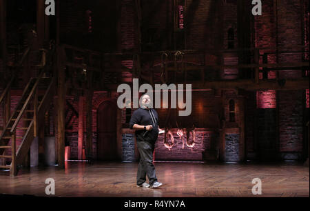 James Monroe Iglehart durante la Fondazione Rockefeller e il Gilder Lehrman Institute of American History sponsorizzato studente di scuola superiore #eduHam matinée prestazioni di 'Hamilton' Q & A al Richard Rodgers Theatre nel novembre 28, 2018 a New York City. Credito: Walter McBrde/MediaPunch Foto Stock