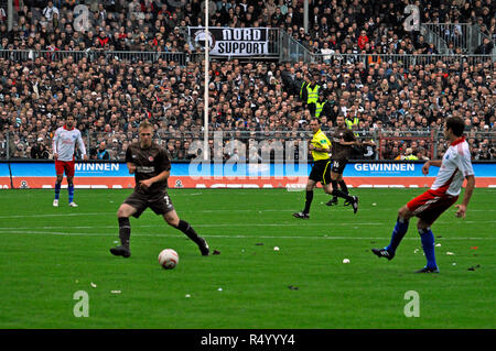 FC St Pauli vs. HSV, Bundesliga, Millerntor, Amburgo, Deutschland Foto Stock