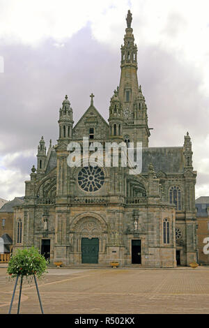 La sainte anne basilica di Sainte-anne-d'Auray Foto Stock