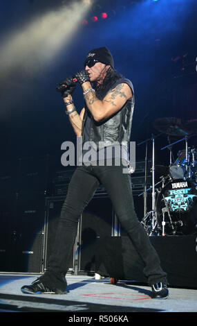 Stephen Pearcy con Ratt esegue in concerto al Sound Advice Amphitheater di West Palm Beach, Florida il 1 settembre 2007. Foto Stock