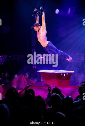 La Clique Noel parte Deux Foto Stock