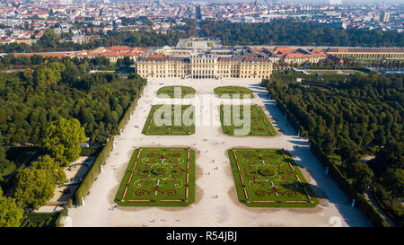 Il castello di Schönbrunn o Schloß Schönbrunn, Vienna, Austria Foto Stock