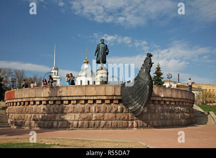 Monumento a Afanasy Nikitin terrapieno a Tver. La Russia Foto Stock