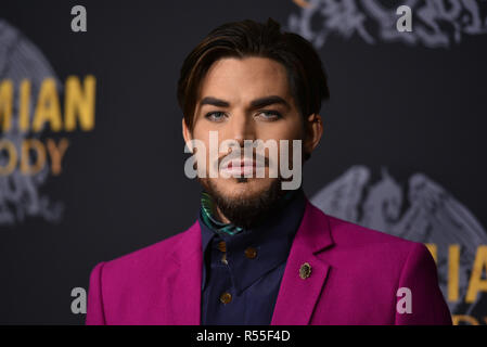 Adam Lambert assiste "Bohemian Rhapsody' New York premiere presso il teatro di Parigi il 30 ottobre 2018 nella città di New York. Foto Stock