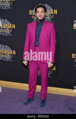 Adam Lambert assiste "Bohemian Rhapsody' New York premiere presso il teatro di Parigi il 30 ottobre 2018 nella città di New York. Foto Stock