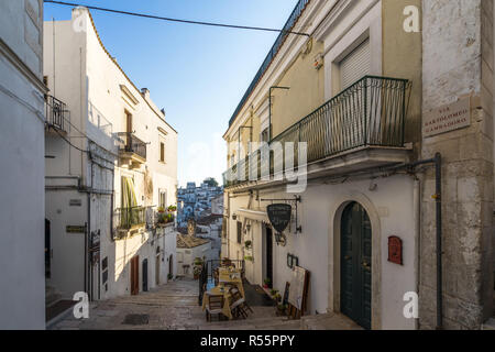 Ristorante tipico in Monte S. Angelo centro storico, Monte Sant'Angelo, Puglia, Italia Foto Stock