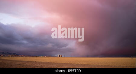 Aria di Tempesta Grande Bacino Utah vicino Milford Foto Stock