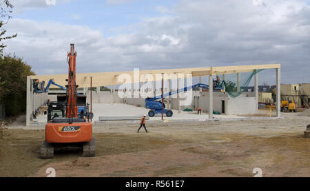 Buckingham, Regno Unito - 19 agosto 2018. Sito di costruzione di un nuovo supermercato Lidl in costruzione in Buckingham, Regno Unito. L'azienda mira ad avere 1000 memorizza un Foto Stock