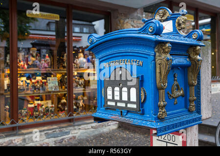 Rudesheim, Hesse, Germania. Cassetta postale. Foto Stock