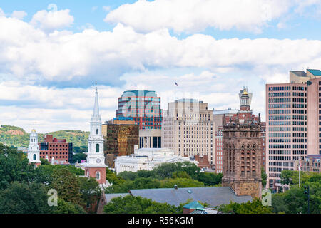 Chiese e sullo skyline di New Haven, Connecticut Foto Stock