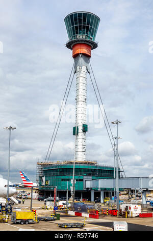 London England,UK,Longford,Heathrow Airport LHR,control tower,Aviation,architect Richard Rogers,Aircraft Gates,UK GB English Europe,UK180829014 Foto Stock