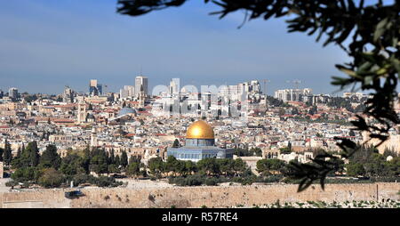 Vista del centro storico della città di Gerusalemme Foto Stock