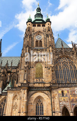 Il XIV secolo della Cattedrale di San Vito , facciata, Praga, Repubblica Ceca. Foto Stock