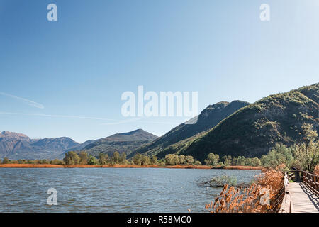 Paesaggio delle Torbiere del Sebino riserva naturale della Lombardia. Lago d'Iseo. Destinazione di viaggio in Italia Foto Stock