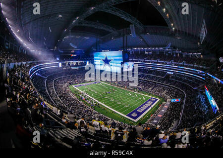 Arlington, TX, Stati Uniti d'America. 29 Nov, 2018. Vista generale di AT&T Stadium prima che il gioco tra Dallas Cowboys e New Orleans Saints presso l'AT&T Stadium di Arlington, TX. Stephen Lew/CSM/Alamy Live News Foto Stock