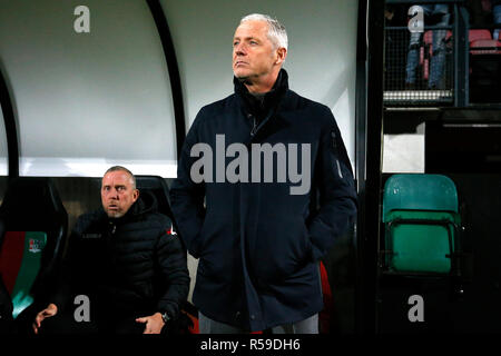 NIJMEGEN, 30-11-2018, Goffert stadium, stagione 2018 / 2019, olandese Keuken Kampioen Divisie, NEC Nijmegen trainer Jack de Gier durante il match NEC - FC Volendam. Foto Stock