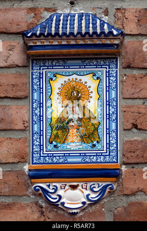 Medellin, Colombia, La Macarena Stadium, placca in ceramica di La Macarena Il Santo Patrono di mattatori Foto Stock