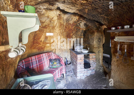 Cucina, Langensteiner Cave Houses, Langenstein / Halberstadt, Lkr. Harz, Sassonia-Anhalt, Germania Foto Stock