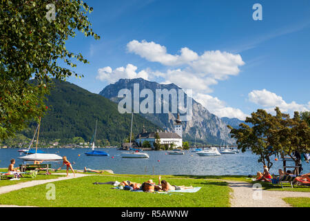 Schloss Ort sul Lago Traunsee, Gmunden, Salzkammergut, Austria superiore, Austria Foto Stock