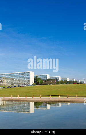 Il Brasile, Distrito Federal-Brasilia, Brasilia, Ministero degli edifici Foto Stock