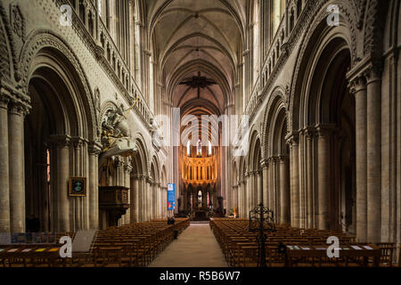 Francia, regione della Normandia, Dipartimento di Calvados, Bayeux, la cattedrale di Notre Dame Foto Stock