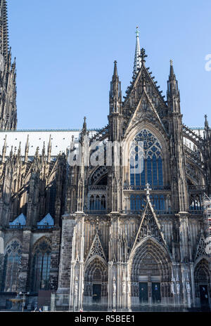 Colonia, Germania. Facciata sud della cattedrale di Colonia. Foto Stock