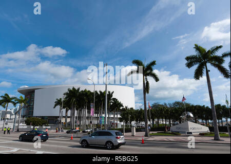 American Airlines Arena, dal Centro Cittadino di Miami e a Miami, Florida, Stati Uniti d'America. Foto Stock