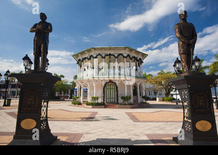 Repubblica dominicana, Costa Nord, Puerto Plata, Gazebo nel Parque Central park Foto Stock