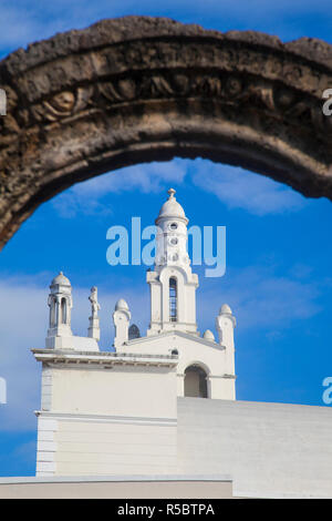 Repubblica Dominicana, Santo Domingo, Zona Coloniale, Ruinas del Hospital San Nicolas de Bari e la chiesa di La Altagracia. Foto Stock