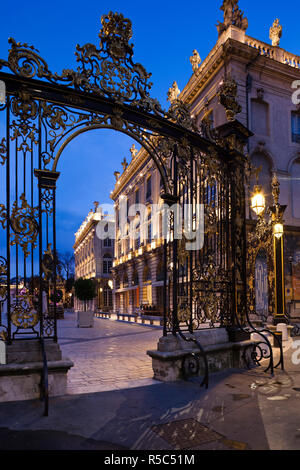 Francia, Meurthe-et-Moselle, regione della Lorena, Nancy, luogo Stanislao, alba Foto Stock