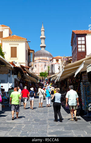 Sokratous Street & Moschea, Rodi, Rodi, Grecia Foto Stock