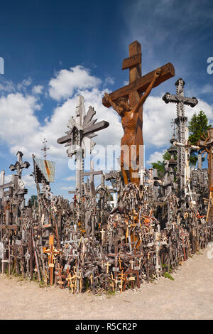 La lituania, Centrale della Lituania, Siauliai, la Collina delle Croci, religioso pellegrinaggio Foto Stock