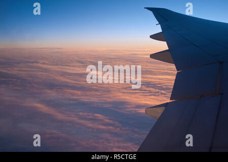 Visualizza la finestra di un Boeing 777 Foto Stock