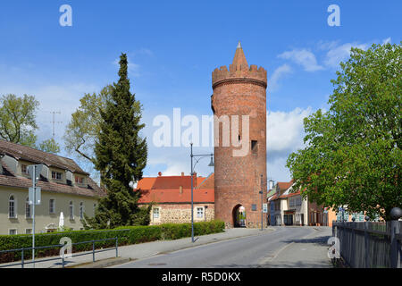 Luckauer tor tower (torre spesse) in beeskow Foto Stock