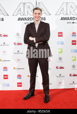 Sydney, NSW, Australia. 28 Nov, 2018. Cantautore britannico George Ezra visto sul tappeto rosso durante il 2018 ARIA Awards. Credito: Belinda Vel/SOPA Immagini/ZUMA filo/Alamy Live News Foto Stock