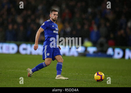 Cardiff, Regno Unito, 30 novembre 2018. Joe Ralls di Cardiff City in azione. Premier League, Cardiff City v Wolverhampton Wanderers al Cardiff City Stadium venerdì 30 novembre 2018. Questa immagine può essere utilizzata solo per scopi editoriali. Solo uso editoriale, è richiesta una licenza per uso commerciale. Nessun uso in scommesse, giochi o un singolo giocatore/club/league pubblicazioni. pic da Andrew Orchard/Andrew Orchard fotografia sportiva/Alamy Live news Foto Stock