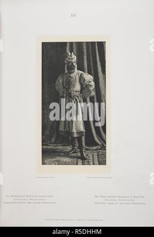 Figlio Altesse impÃ©riale Monseigneur le Grand-Duc Alexandre MikhaÃ¯lovitch. Sua Altezza Imperiale il Granduca Aleksandr Mikhailovich. Il Granduca Alessandro Mikhailovich della Russia (Russo: ÐÐ"ÐµÐºÑÐ°Ð½Ð'Ñ€ ÐoeÐ'Ñ…Ð°Ð¹Ð"Ð¾Ð²Ð'Ñ‡ Aleksandr Mikhailovich; 13 aprile 1866 â€" 26 febbraio 1933) era un dynast dell'impero russo, un ufficiale della marina, un autore, explorer, il cognato di imperatore Nicola II e advisor per lui. Il Granduca Alessandro, la sua famiglia e altri Romanovs, sono stati liberati dalla Crimea dalla corazzata inglese HMS Marlborough nel 1919. . ÐÐ"ÑOEÐ±Ð¾Ð¼ÑŠ ÐºÐ¾ÑÑ'ÑŽÐ¼Ð'Ñ€Ð¾Ð²Ð° Foto Stock