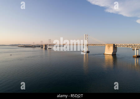 Vista aerea del ponte autostradale si trova in Kagawa, Giappone Foto Stock