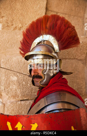 Giordania, Jerash, Esercito Romano e carri esperienza, Centurione Romano (RM) Foto Stock