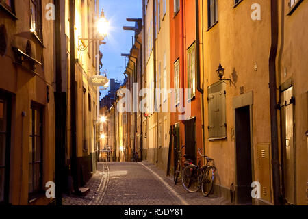 Storico old street a Gamla Stan (la Città Vecchia) di Stoccolma, Svezia Foto Stock
